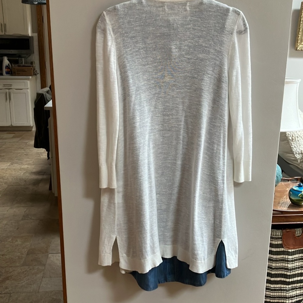 Long White Linen Cardigan - Picture 4 of 6